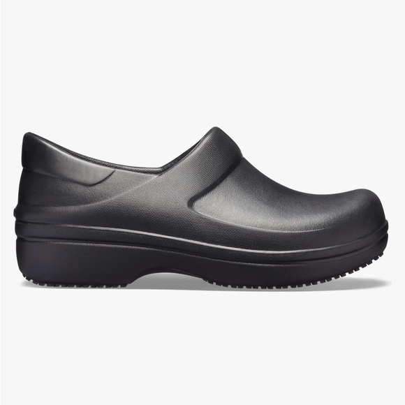 Women's Black Clogs/Crocs Women’s Neria Pro II Clogs, Slip Resistant Work Shoes - Picture 2 of 5